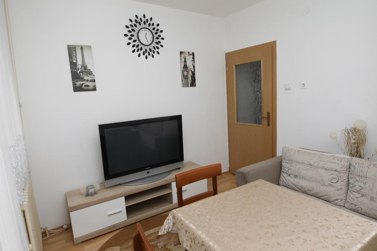 Apartman Centar 1 บันยาลูกา ภายนอก รูปภาพ