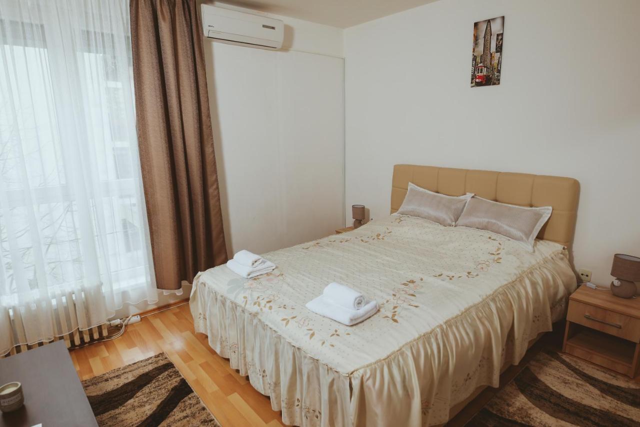 Apartman Centar 1 บันยาลูกา ภายนอก รูปภาพ